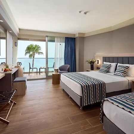 ホテル Elysee Rive 4*