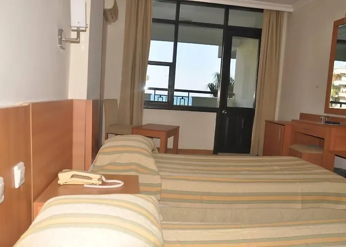 Hotell Elysee Rive 4*